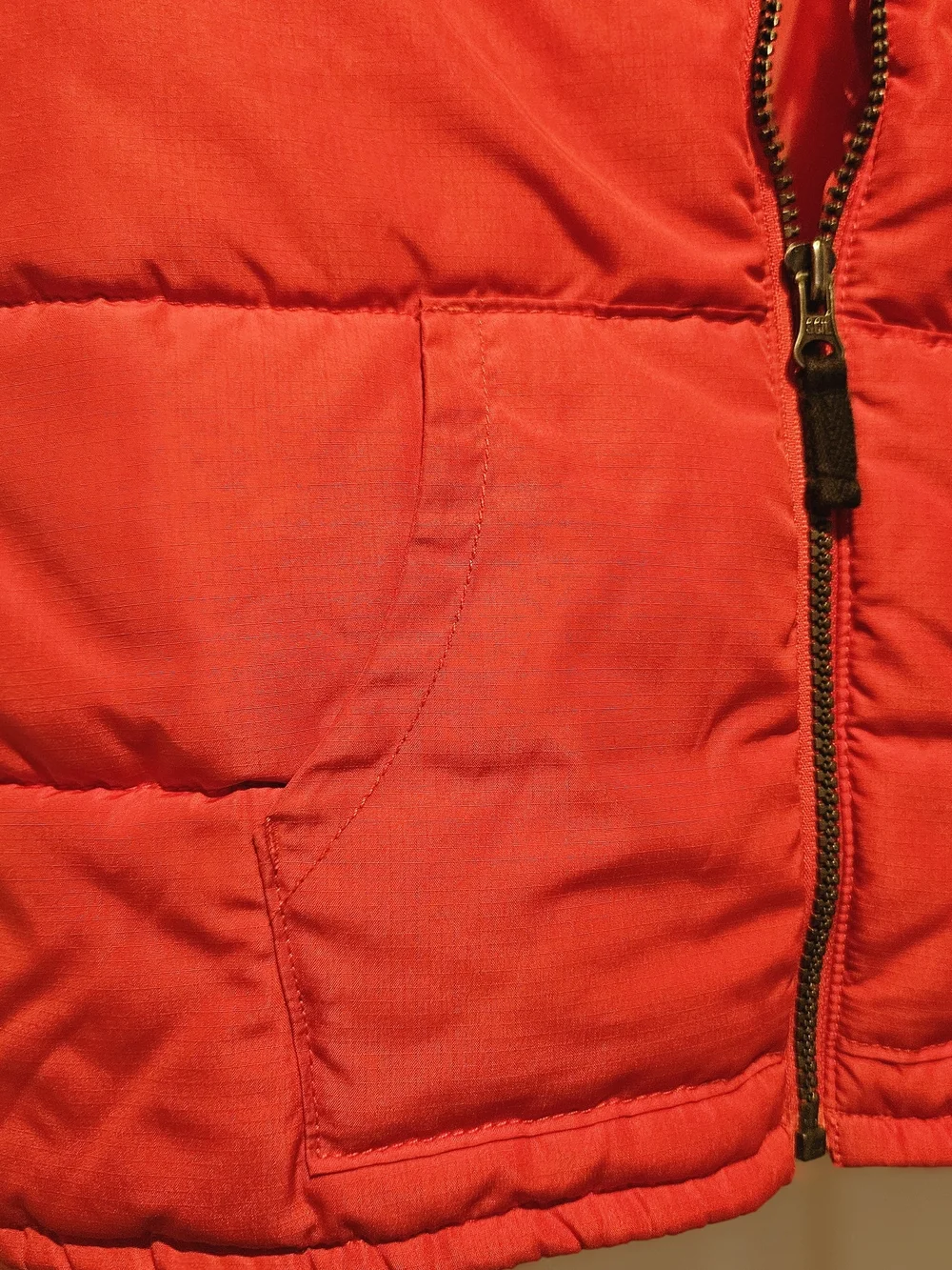 Boy's Carter's Red Puffer Vest Size 7